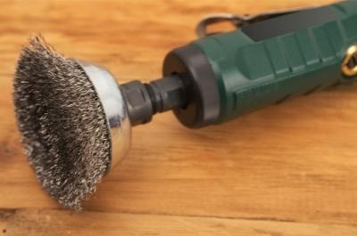 air die grinder with wire cup brush attached