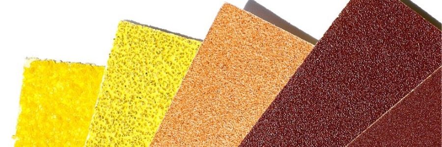Different abrasive grains and grits on sandpaper