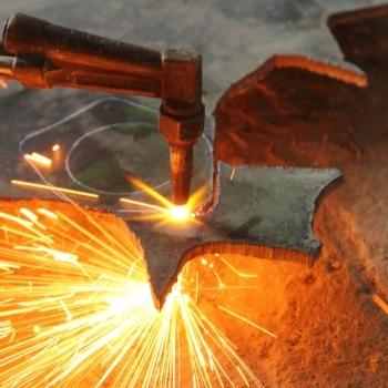 Plasma Cutter shaping and cutting metal