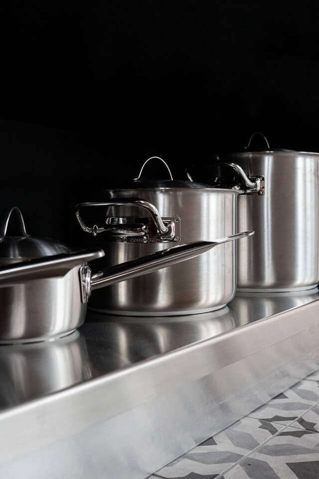 Pots and pans made of stainless steel