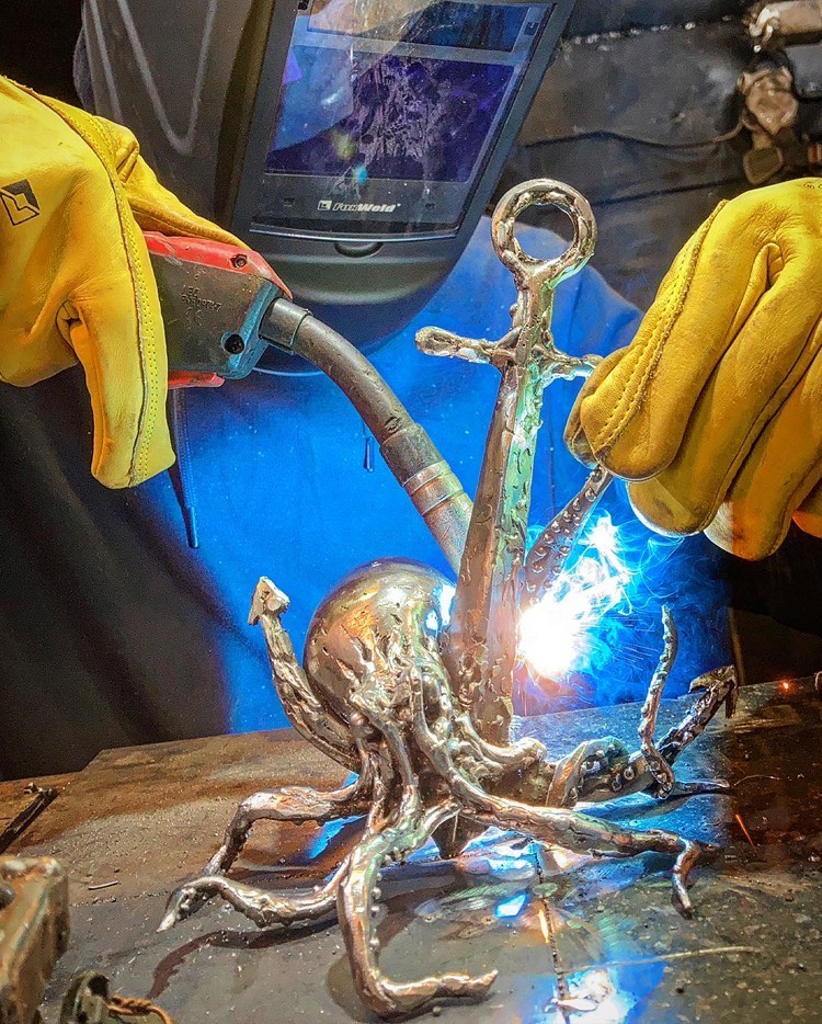 welderman-alex-metal-art-octopus-anchor-anchorpus.jpg